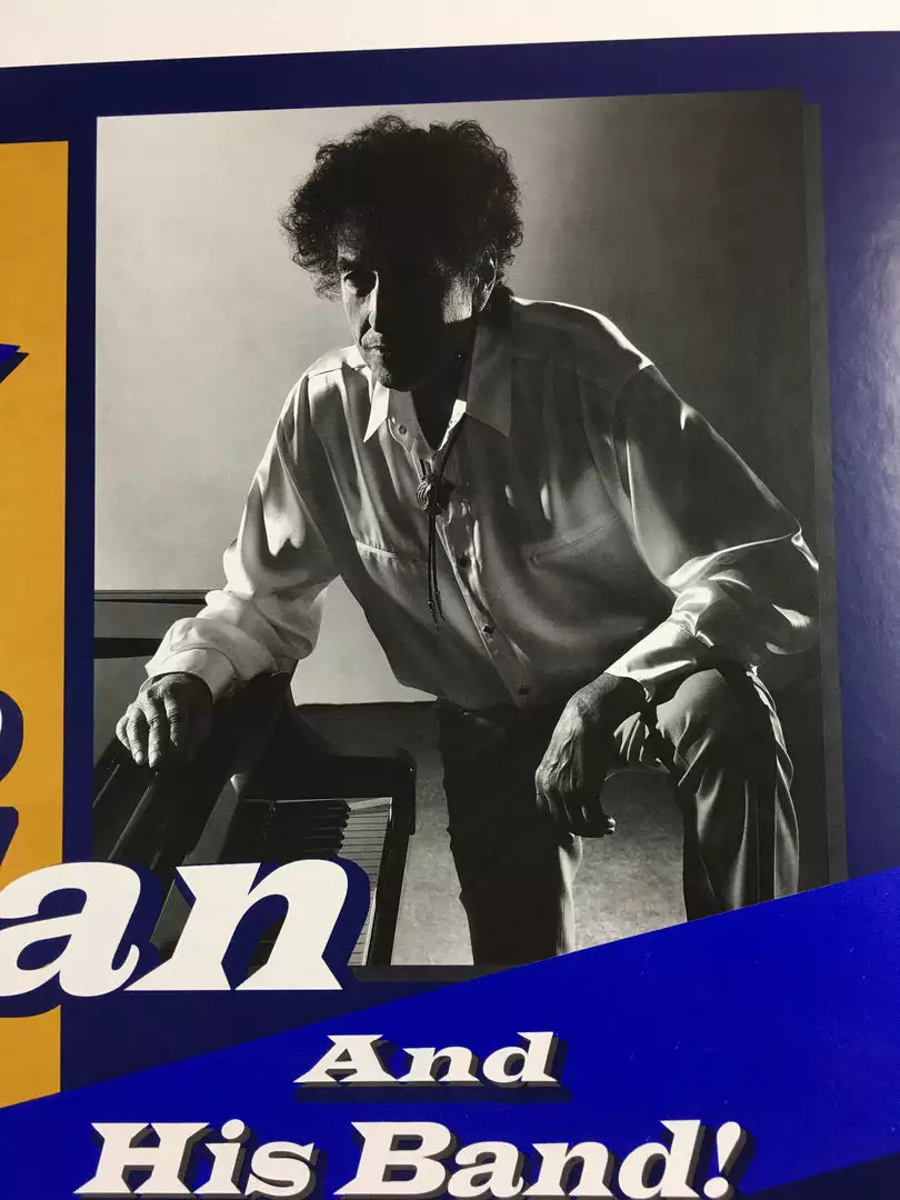 Bob Dylan - 2017 Geoff Gans Poster Chicago Wintrust Arena BLUE 4 Bob Dylan - 2017 Geoff Gans Poster Chicago Wintrust Arena BLUE