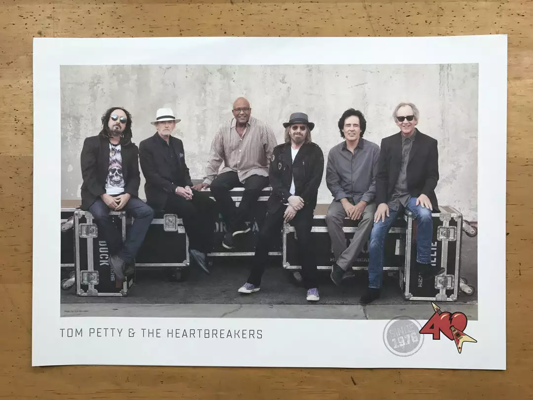 Sold Out Posters Tom Petty - 2016 Fan Club Poster Heartbreakers 40th Anniversary 4 Sold Out Posters Tom Petty - 2016 Fan Club Poster Heartbreakers 40th Anniversary